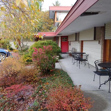 The Usonian Inn Llc Spring Green Extérieur photo