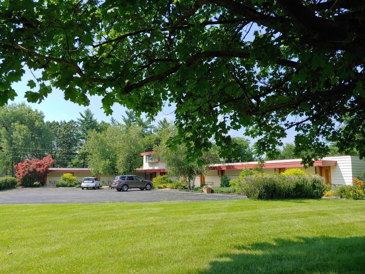 The Usonian Inn Llc Spring Green Extérieur photo